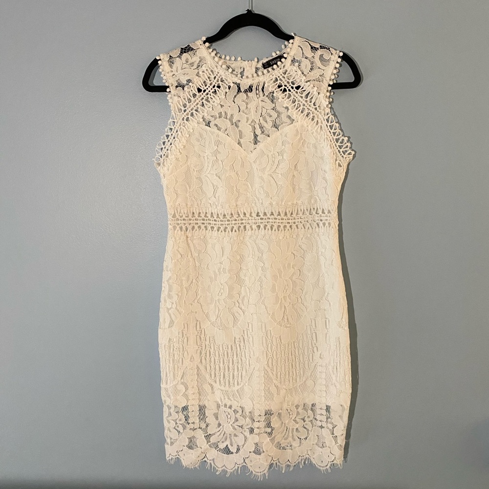 White lace dress